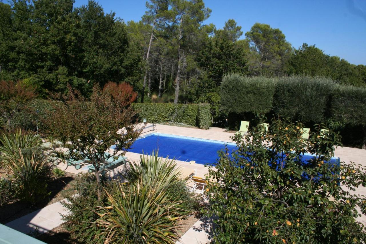 Le Mas Des Tarentes Chambres D'Hotes Trans-en-Provence Luaran gambar